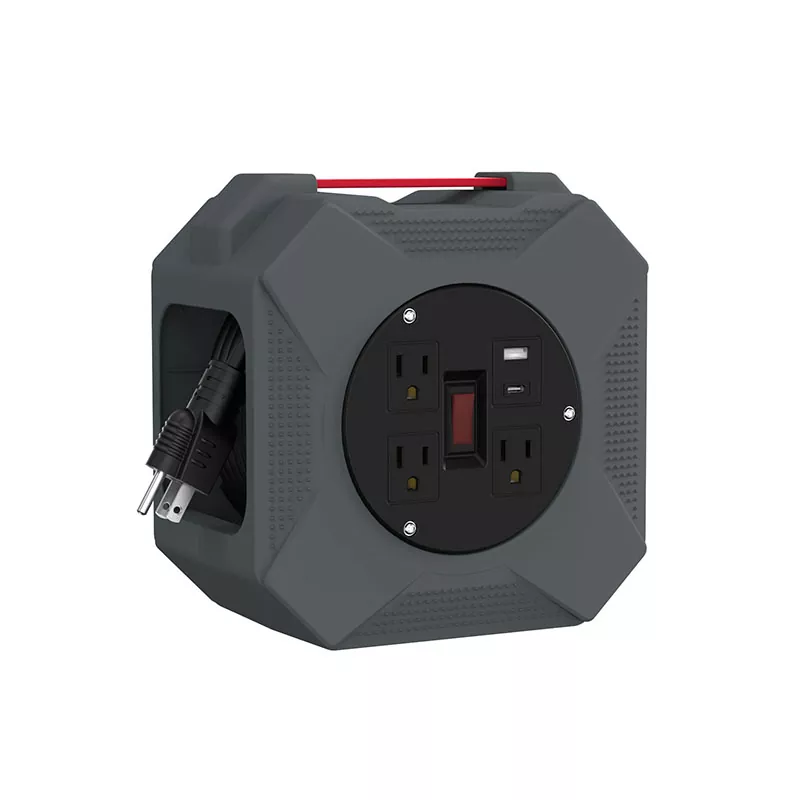 ม้วนสายไฟพลาสติก Usb2.4a 3 ช่อง 45 ฟุต ม้วนสายไฟพลาสติก Usb2.4a 3 ช่อง 45 ฟุต